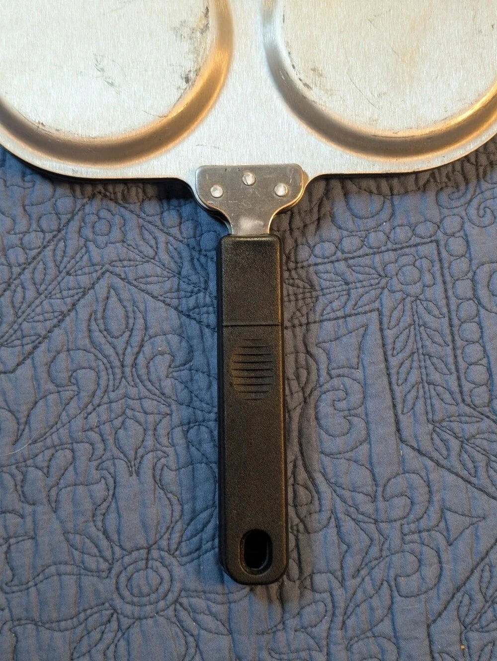 4-Cavity Flip Pancake Pan Double-Sided Nonstick Egg Burger Breakfast Maker...